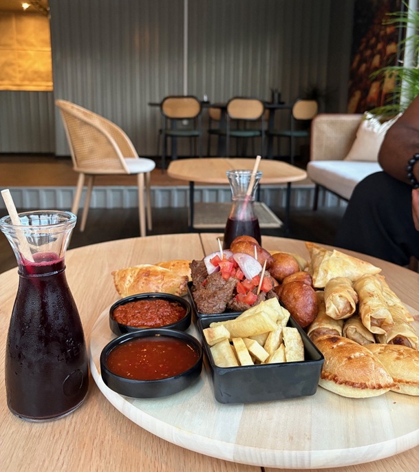 Nigeriansk autentisk smak Catering Stockholm Nigeriansk autentisk smak Catering Stockholm