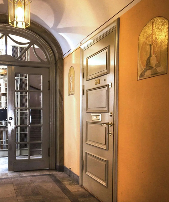 Säkerhetsdörrar Säkerhetsdörrar