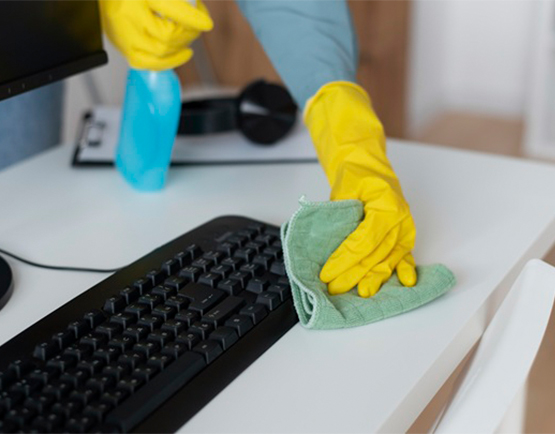 St&auml;dfirma Professionell St&auml;dning Str&auml;ngn&auml;s