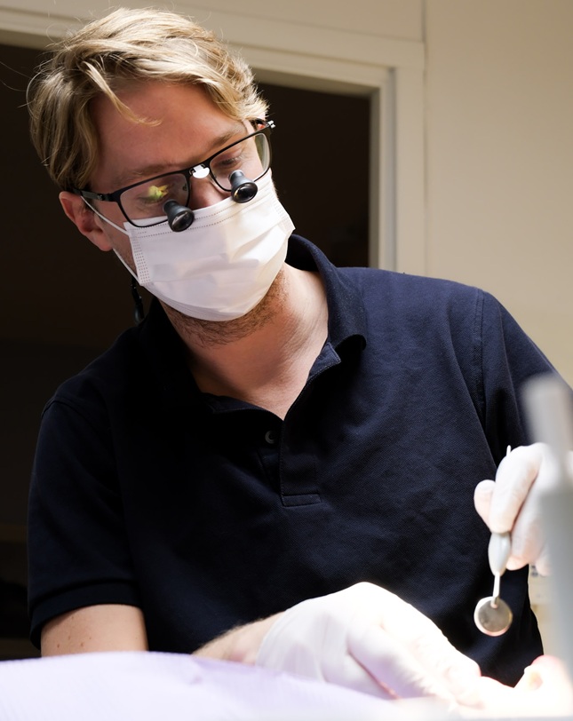 Implantat-tand-v&aring;rd