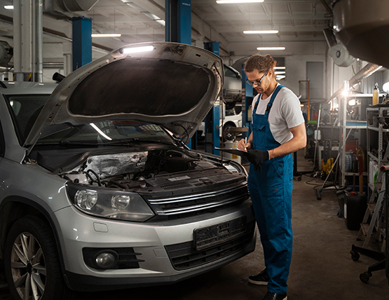 Bilverkstad professionell service Uppsala