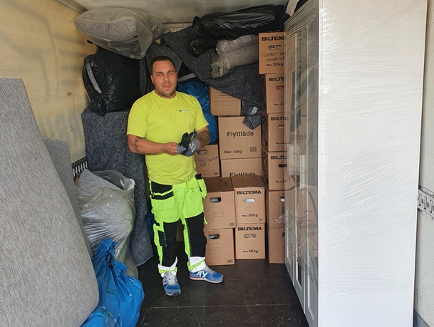 flyttst&auml;dning prisv&auml;rd Uddevalla