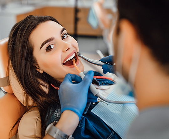 Tandl&auml;kare i sollentuna